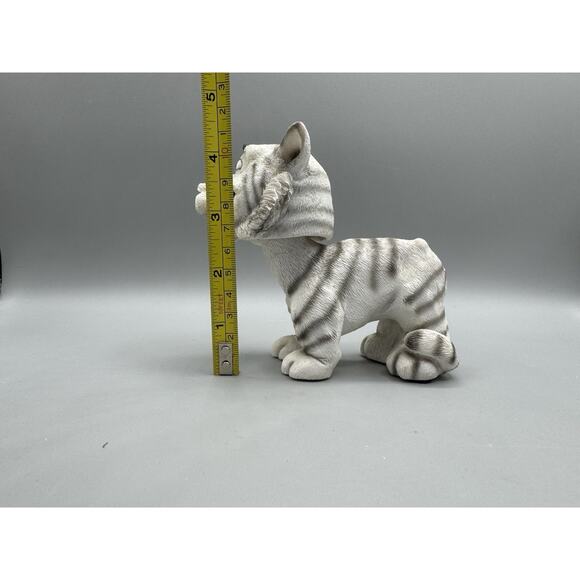 Swibco White Tiger Bobble Head Vintage Hand Painted Resin Cross Eyed - Picture 7 of 9